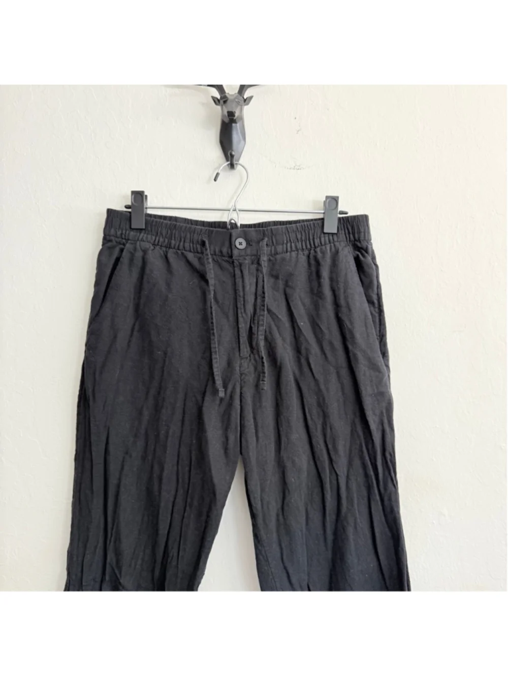 H&M Men’s Black Regular Fit Sweatpants & Joggers Size Small
